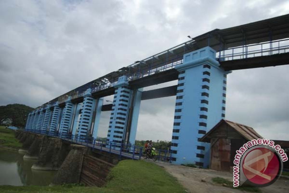 Petani Konawe Selatan minta bendungan