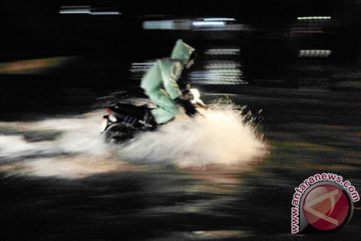 Banjir landa Banjar, ribuan rumah terendam