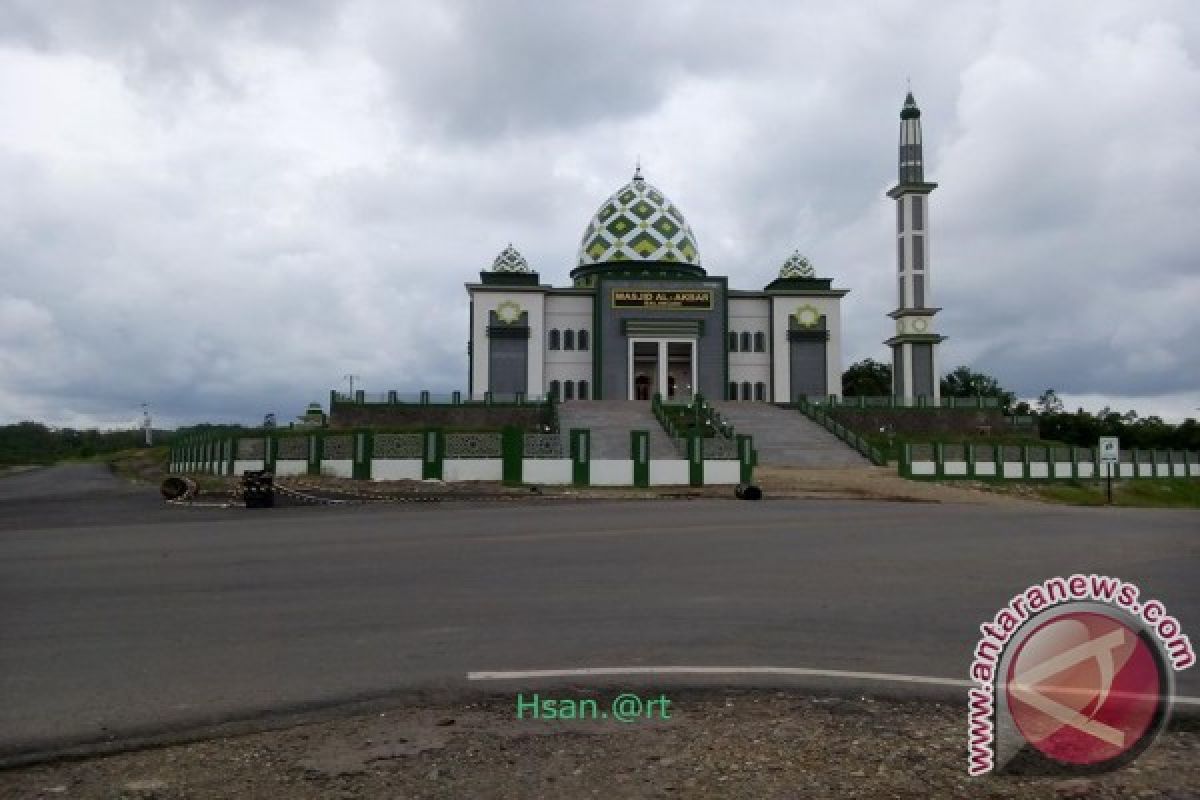 Masjid Islamic Center Balangan Diresmikan