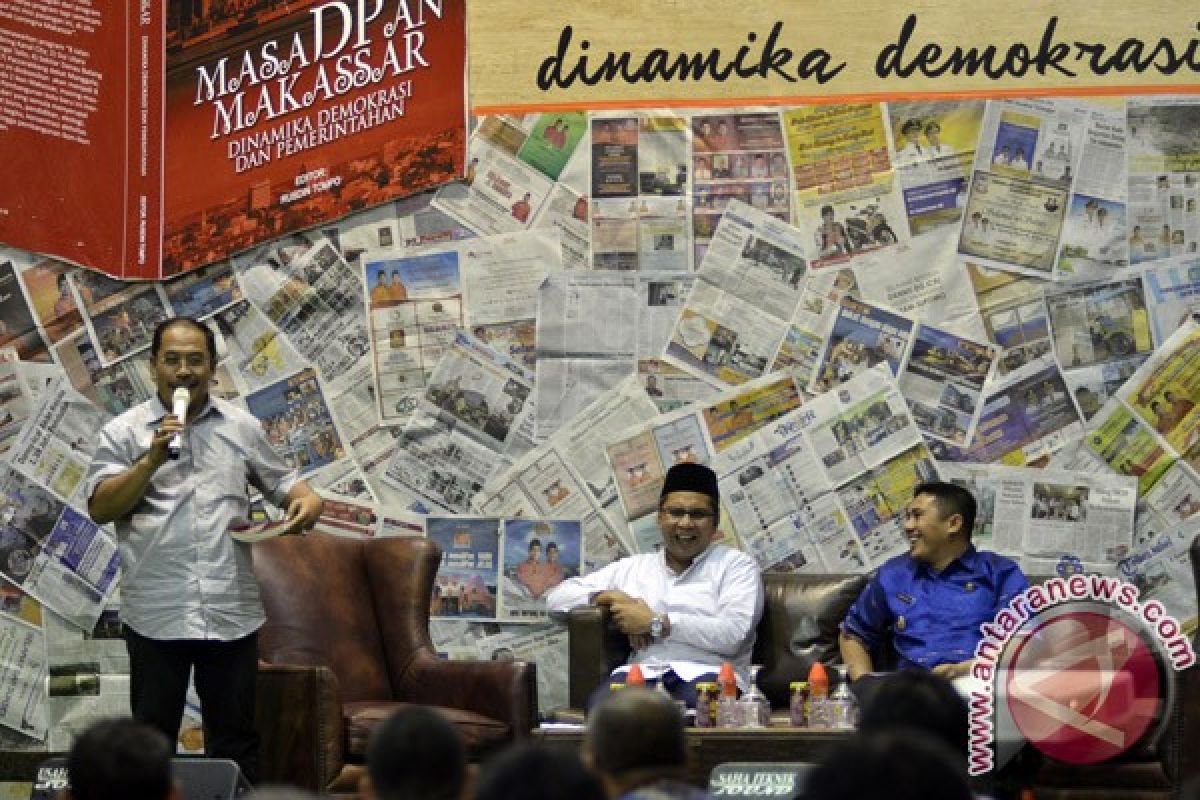 Buku Masa Depan Makassar Diluncurkan 