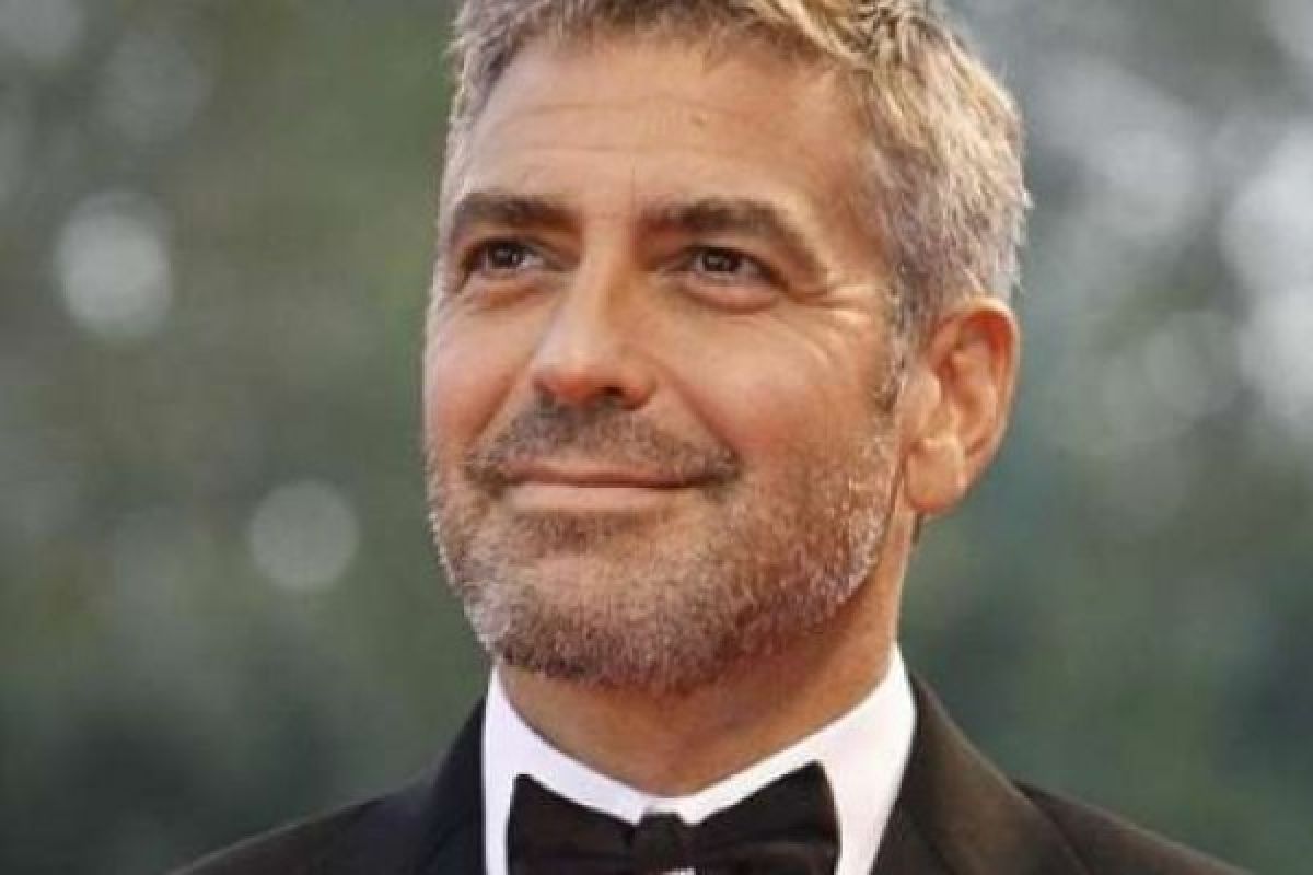  Koran Iran Dilarang Muat Foto George Clooney