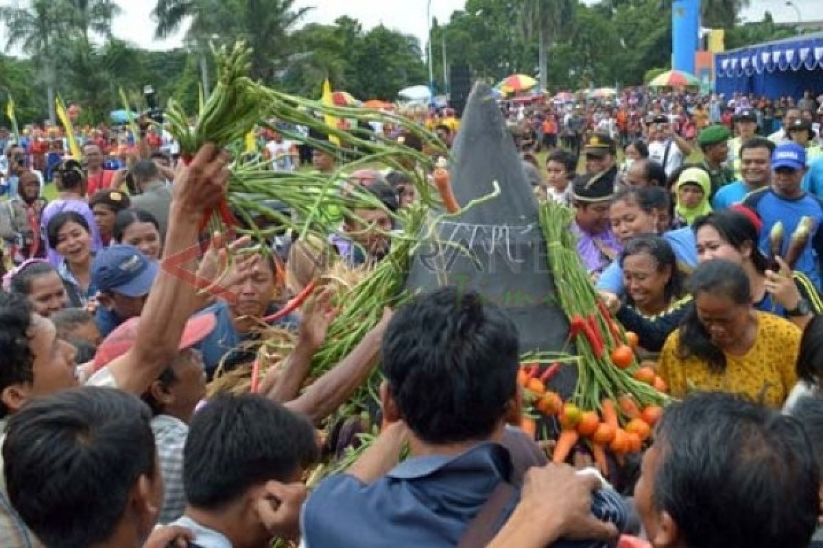 Pemkot Madiun Gelar Tradisi Garebek Maulud 2015