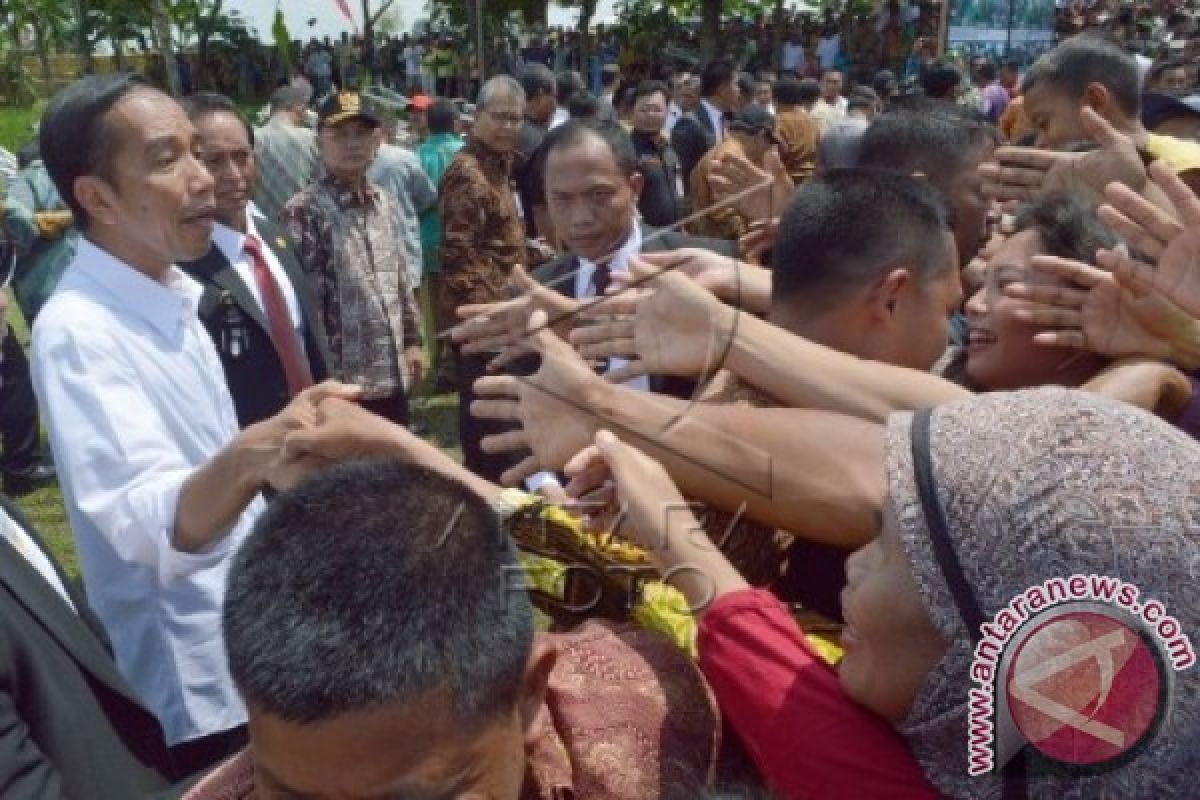 Dialog Presiden dengan Ribuan Petani di Ngawi