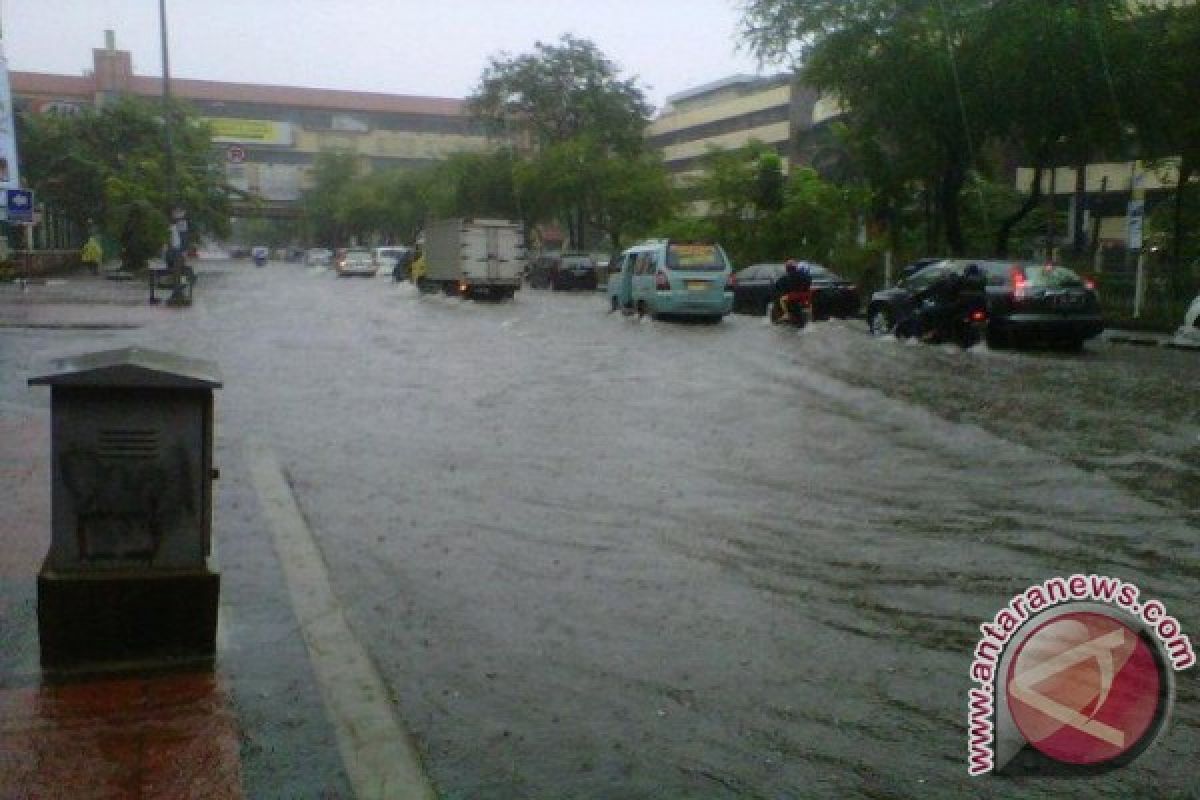 Tinggi air Bendung Katulampa aman