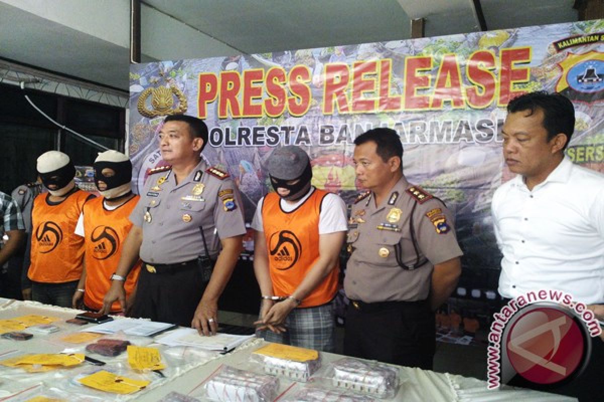 Banjarmasin Police Seized 39 Drugs Actors