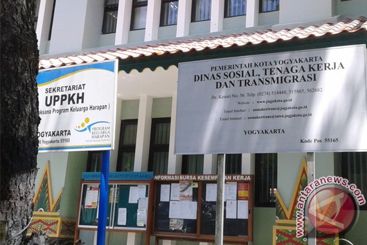 Dinsosnakertrans diminta mendata perusahaan berpotensi lakukan PHK