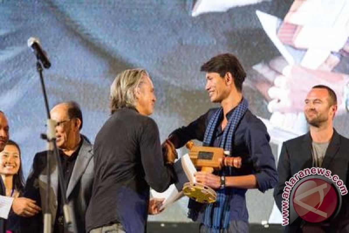 Sineas Kamboja Polen Ly Meraih Hadiah Utama pada Tropfest SEA 2015