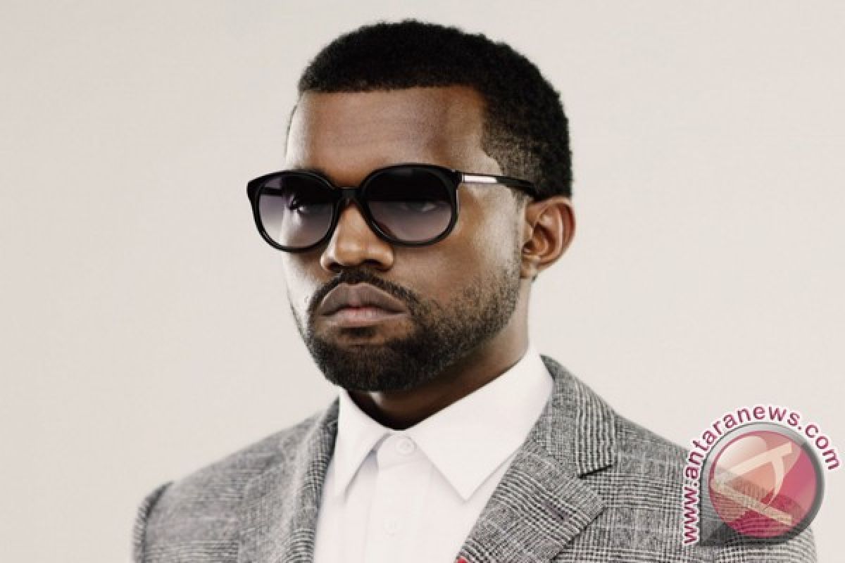 Penampilan Kanye West Disensor Saat Billboard Music Awards