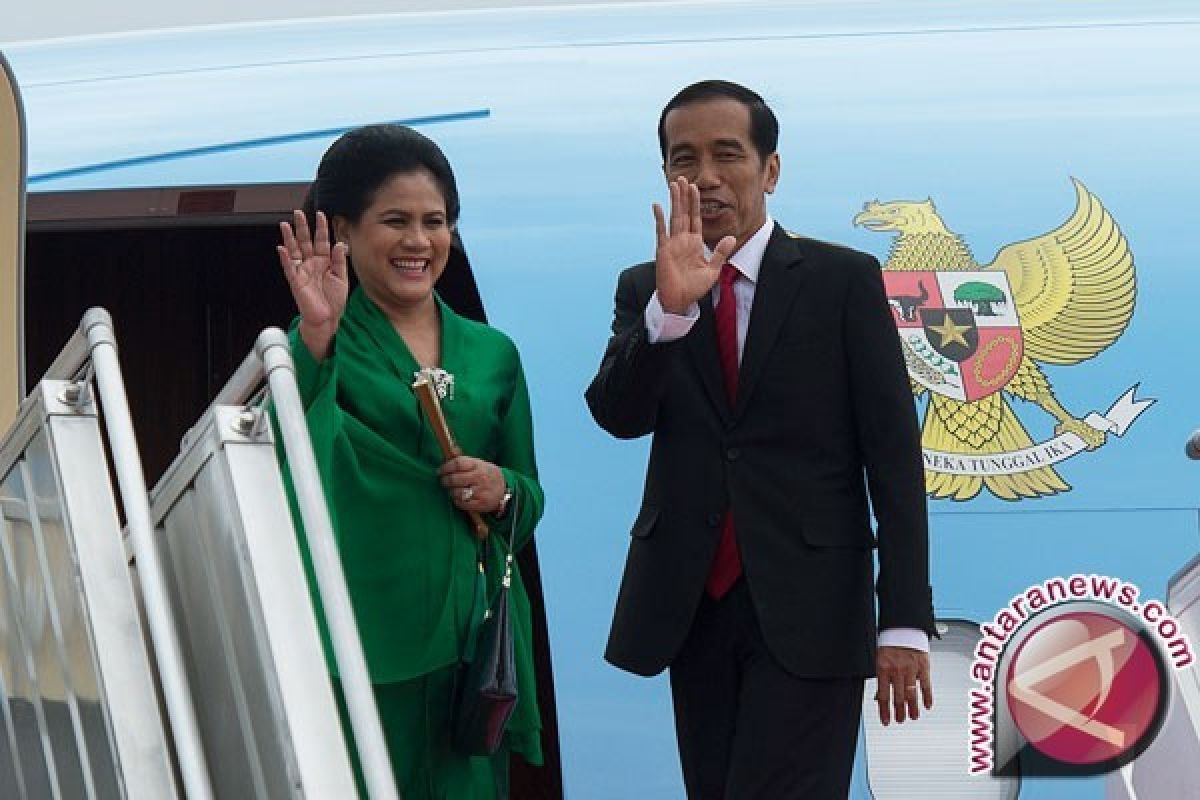 Presiden Jokowi hadiri KTT Luar Biasa OKI Istanbul