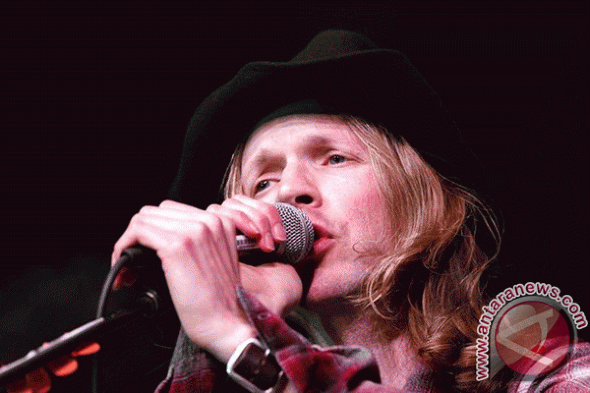 Beck raih Album Terbaik Grammy 2015