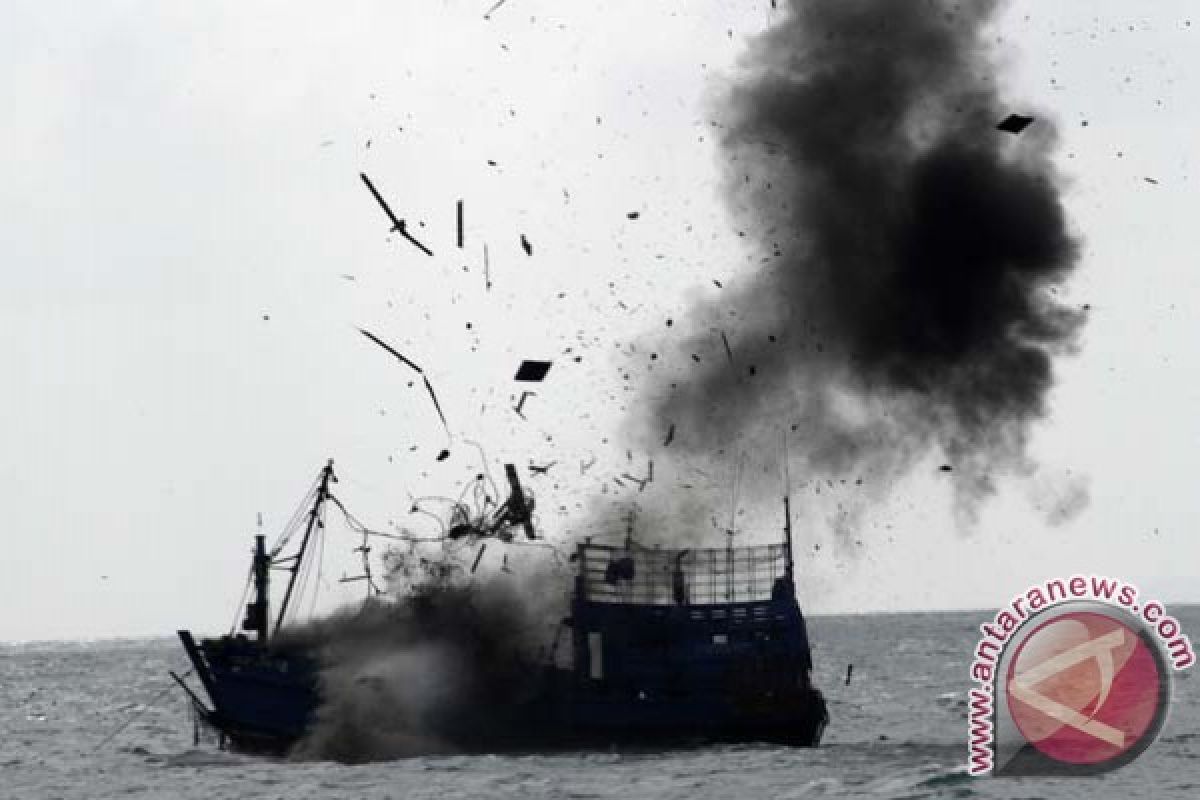 4 kapal pencuri ikan berbendera Malaysia siap dihancurkan