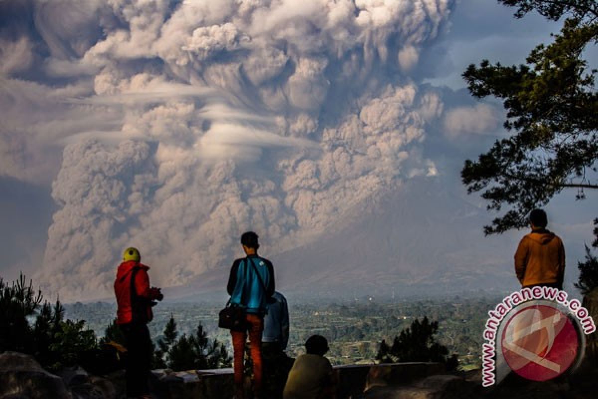 Letusan Gunung Sinabung tak ganggu pariwisata Karo