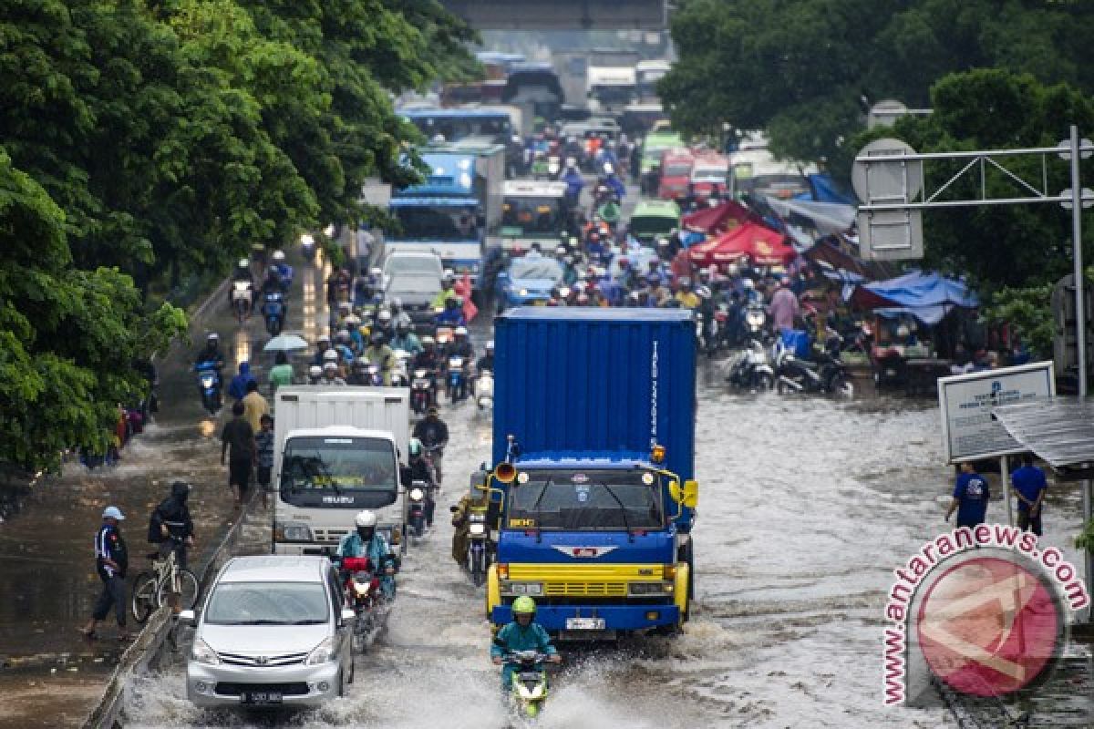 Kemensos turunkan 550 tagana