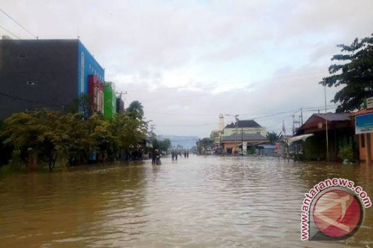 Bulungan Jadi Kolam Raksasa