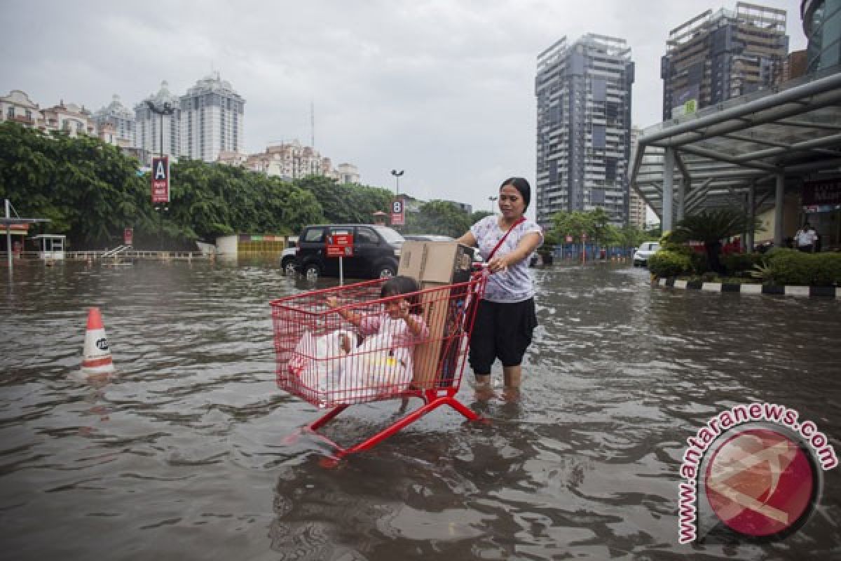 Ini daftar ketinggian muka air sungai di Jakarta