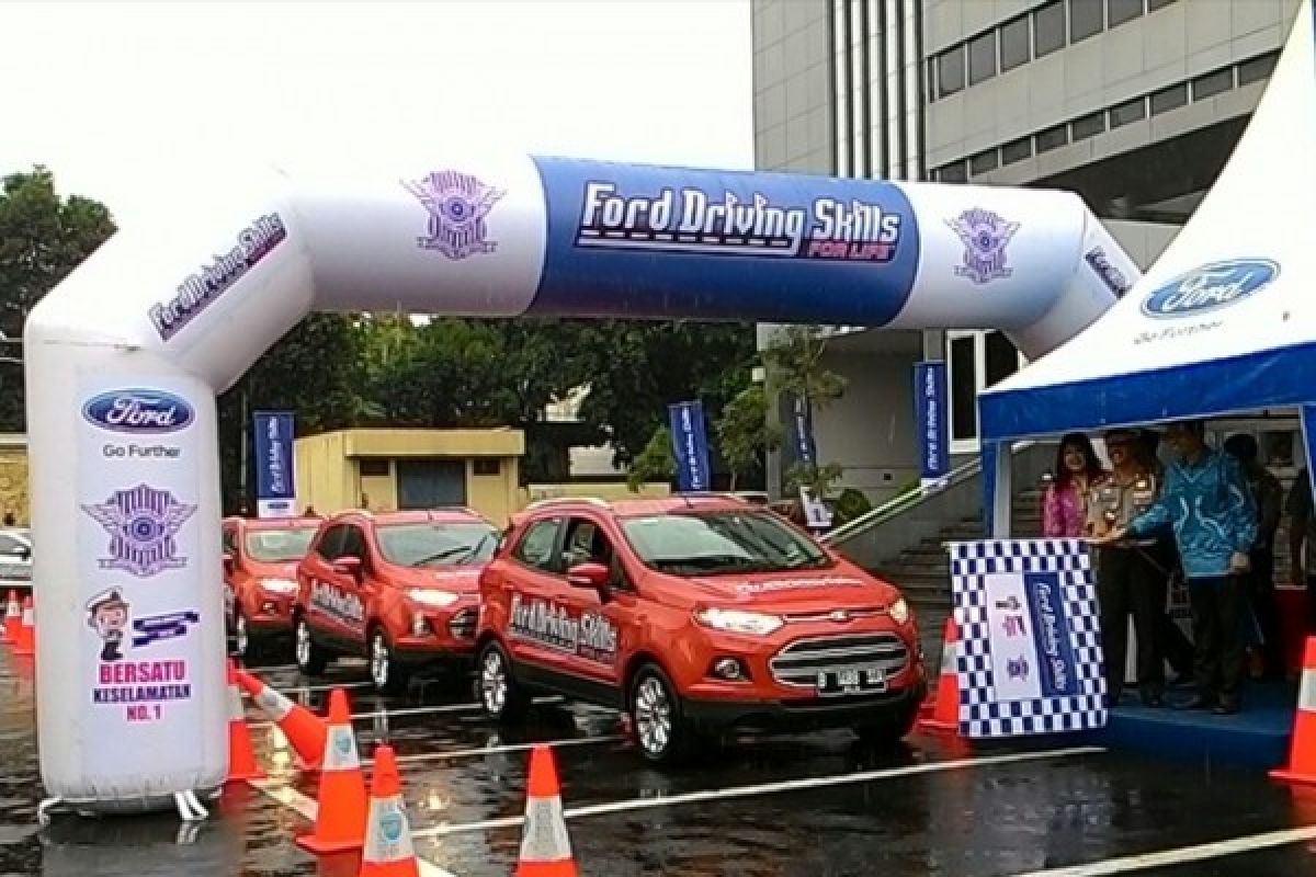 Ford serukan mengemudi aman dari Sabang-Merauke
