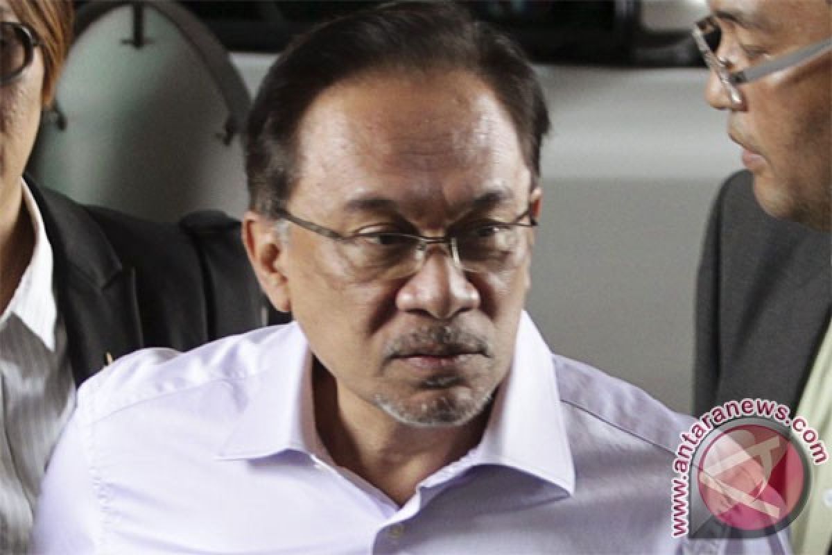 Anwar Ibrahim dibebaskan 8 Juni