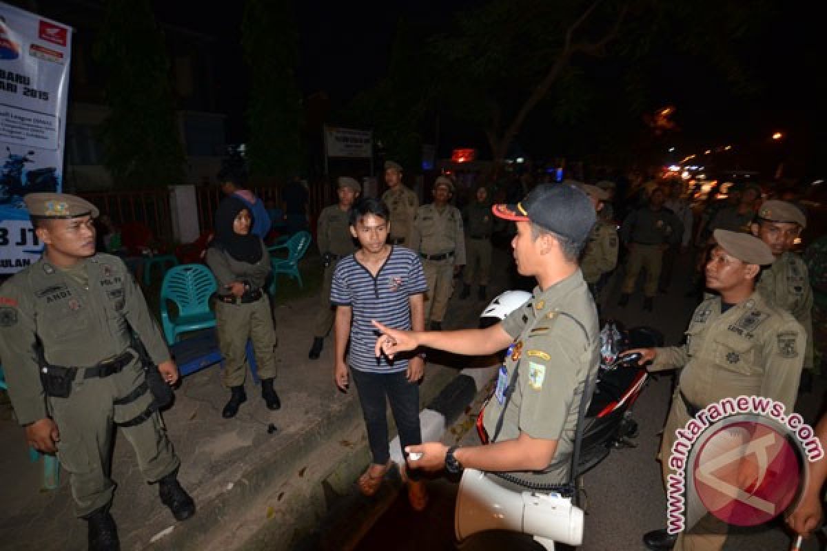 Cafe remang-remang di OKU ditutup paksa