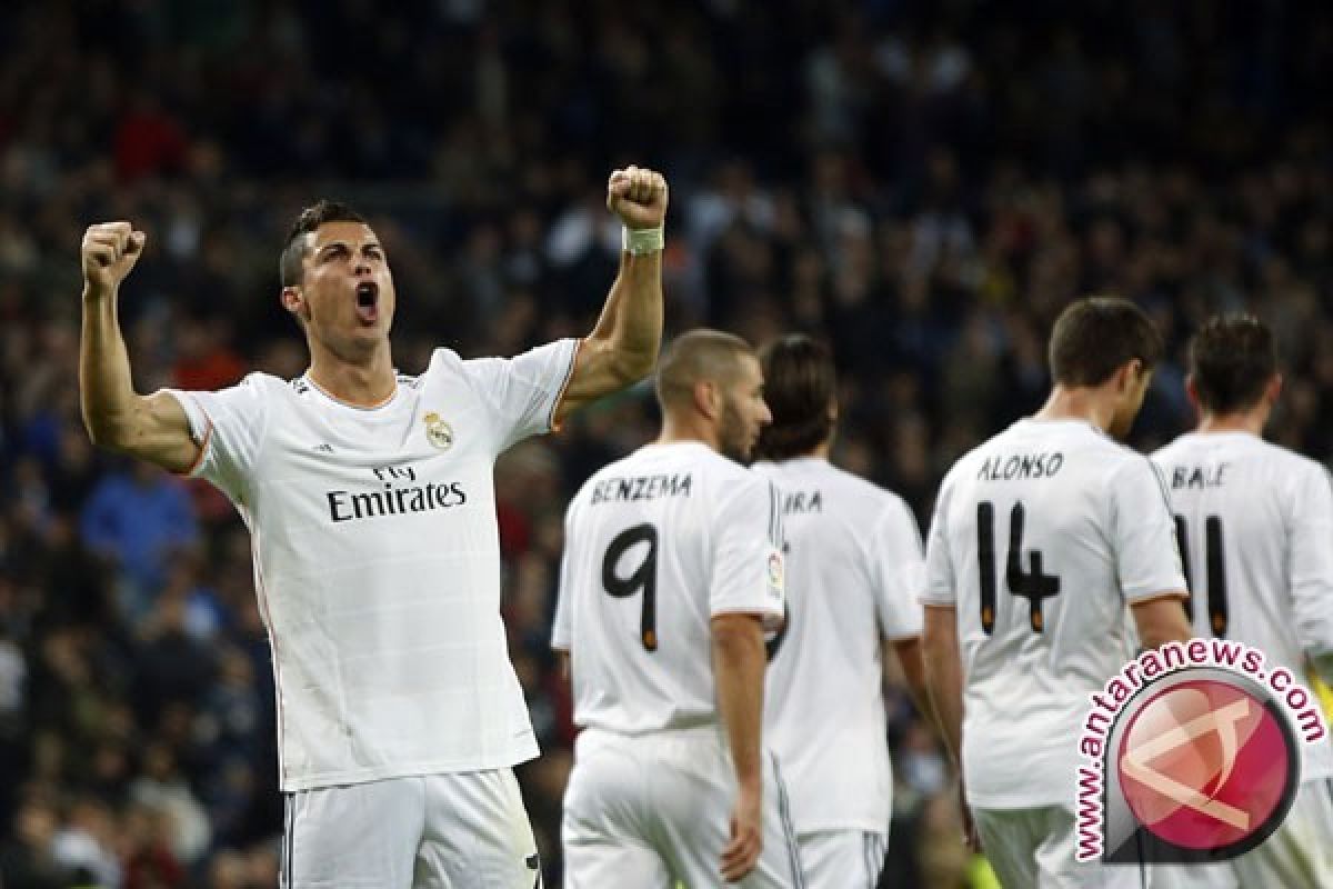 Lima Gol Ronaldo Antar Madrid Ganyang Granada 9-1