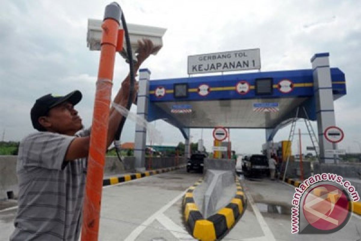 Jumlah kendaraan masuk Surabaya saat Lebaran 2021 turun