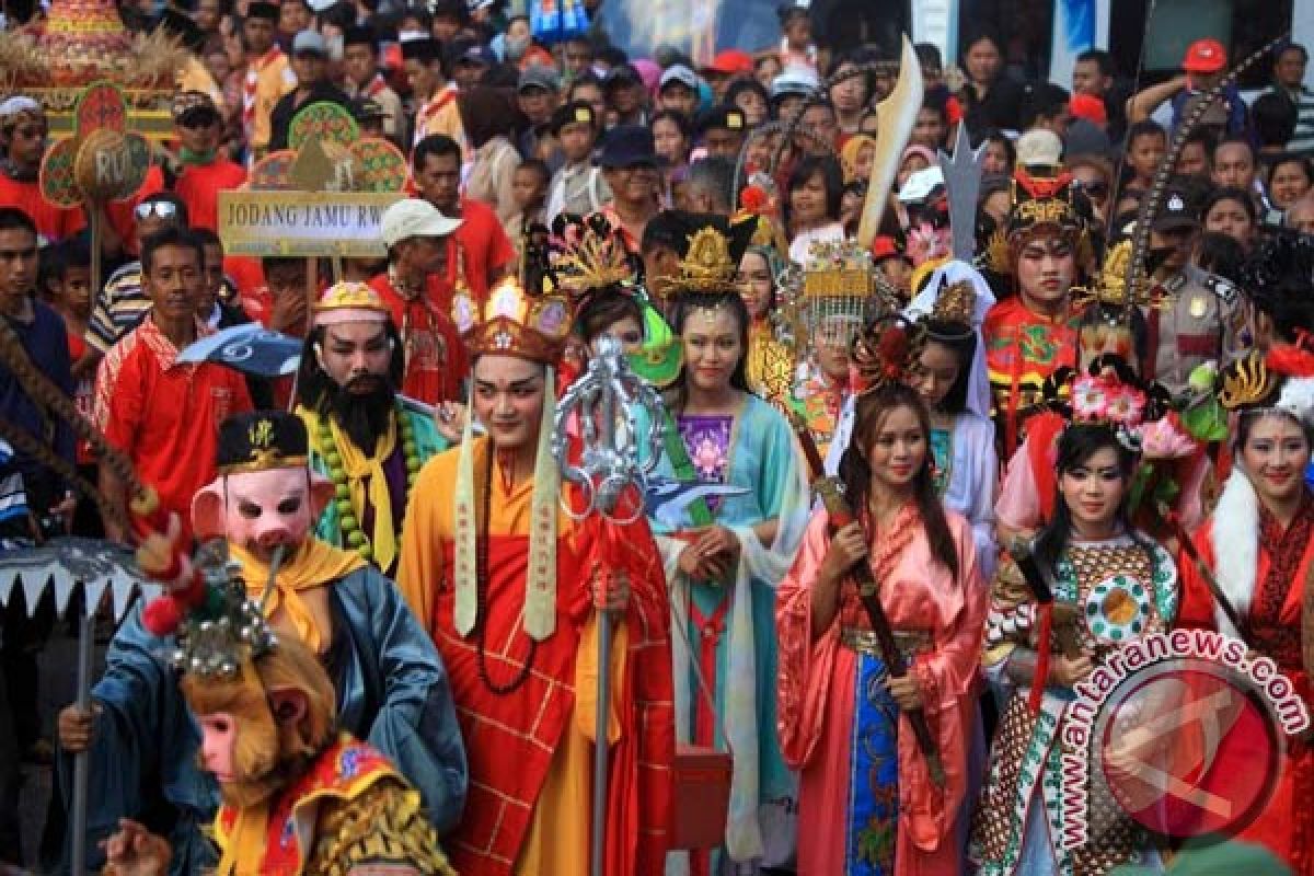 Satu ton kue keranjang akan dibagikan saat Grebeg Sudiro di Solo