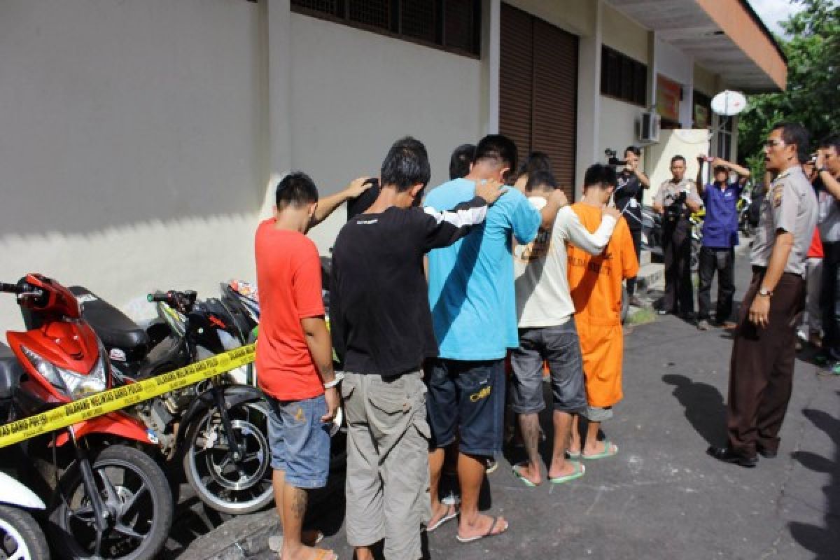 Polda Sulut tangkap sindikat pencuri kendaraan bermotor 
