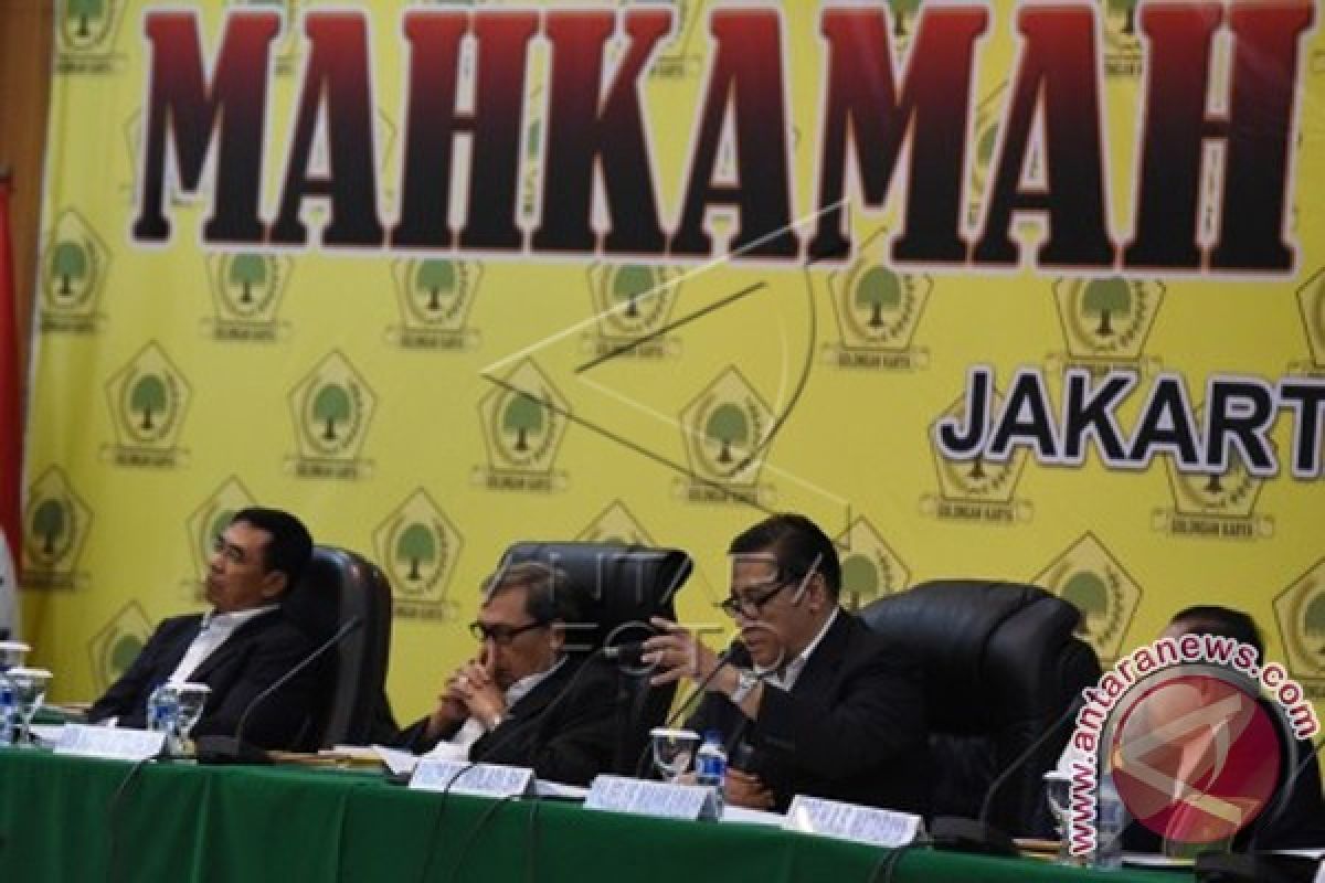 Kubu Ical Belum Hadiri Sidang Mahkamah Golkar