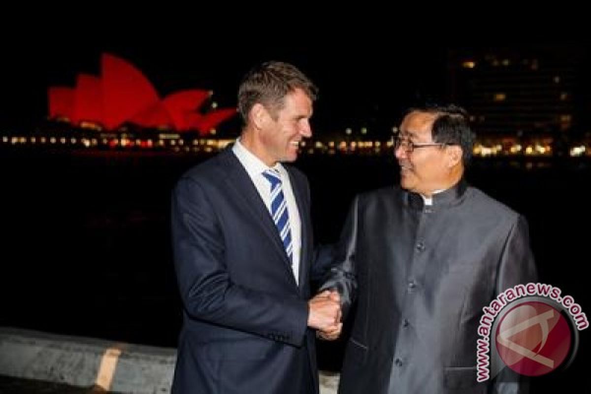 Sydney Opera House Turns China Red to Welcome Year of the Goat