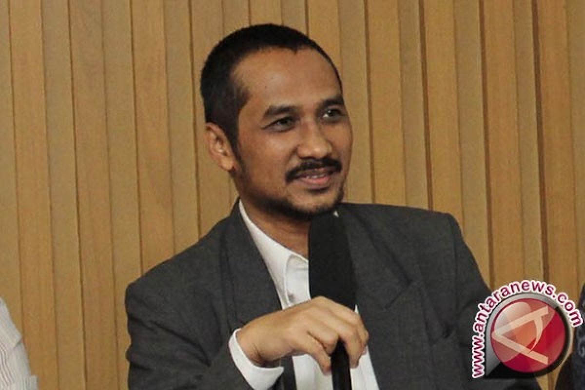 Abraham Samad Minta KPK Terapkan TPPU Kepada Novanto
