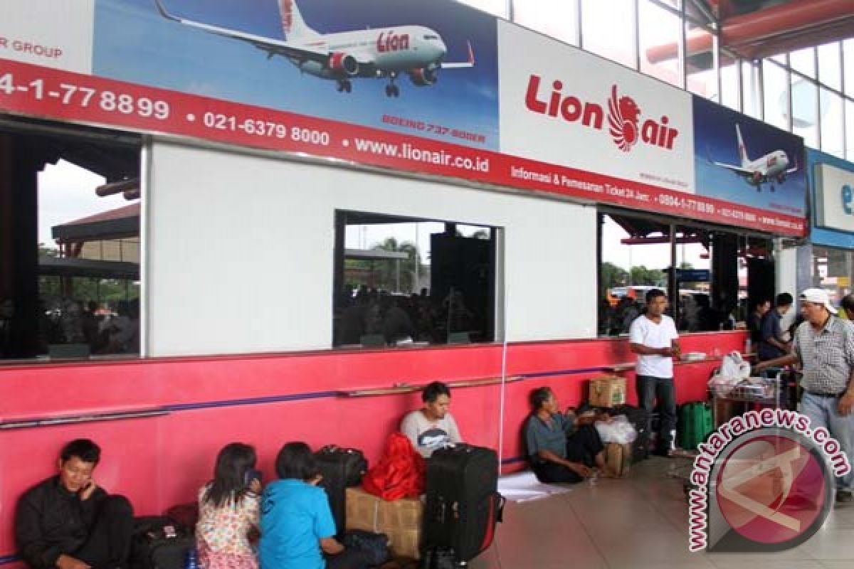 Kemenhub bekukan izin layanan bandara Lion dan AirAsia