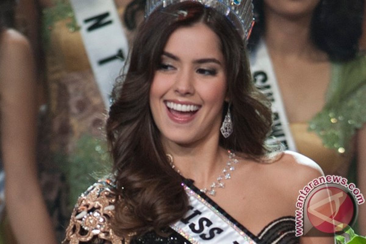 Miss Universe Paulina Vega puji makanan Indonesia