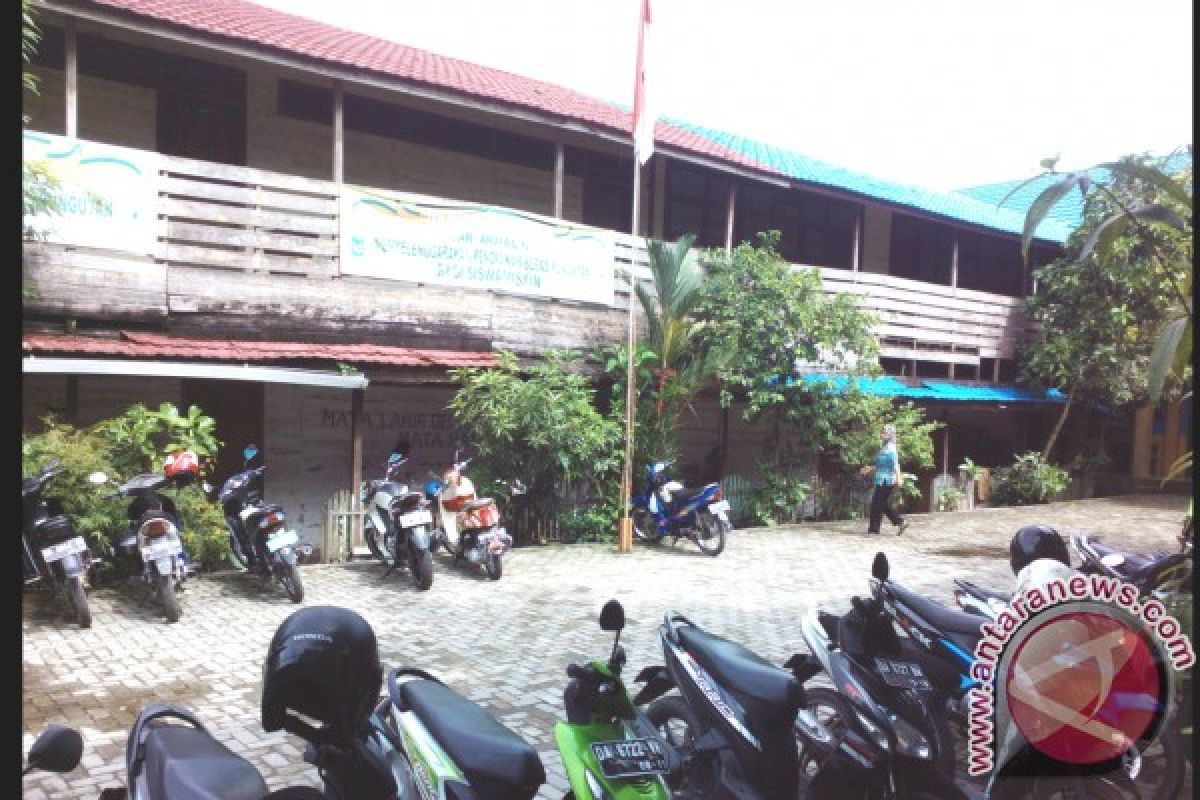 DPRD Bangunkan Gedung SLB Pelambuan