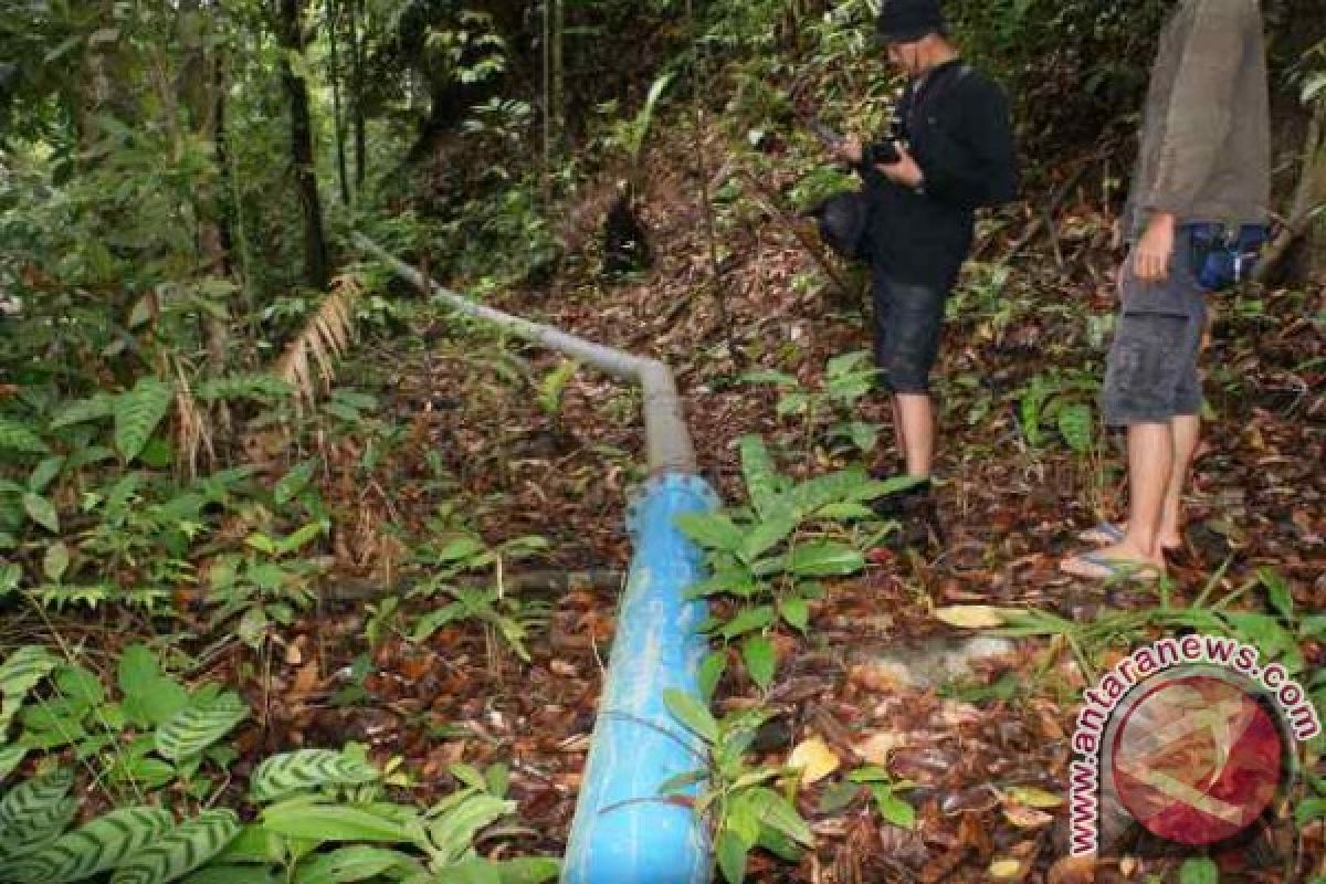 Pipanisasi Air Bersih di Landak Diduga Bermasalah