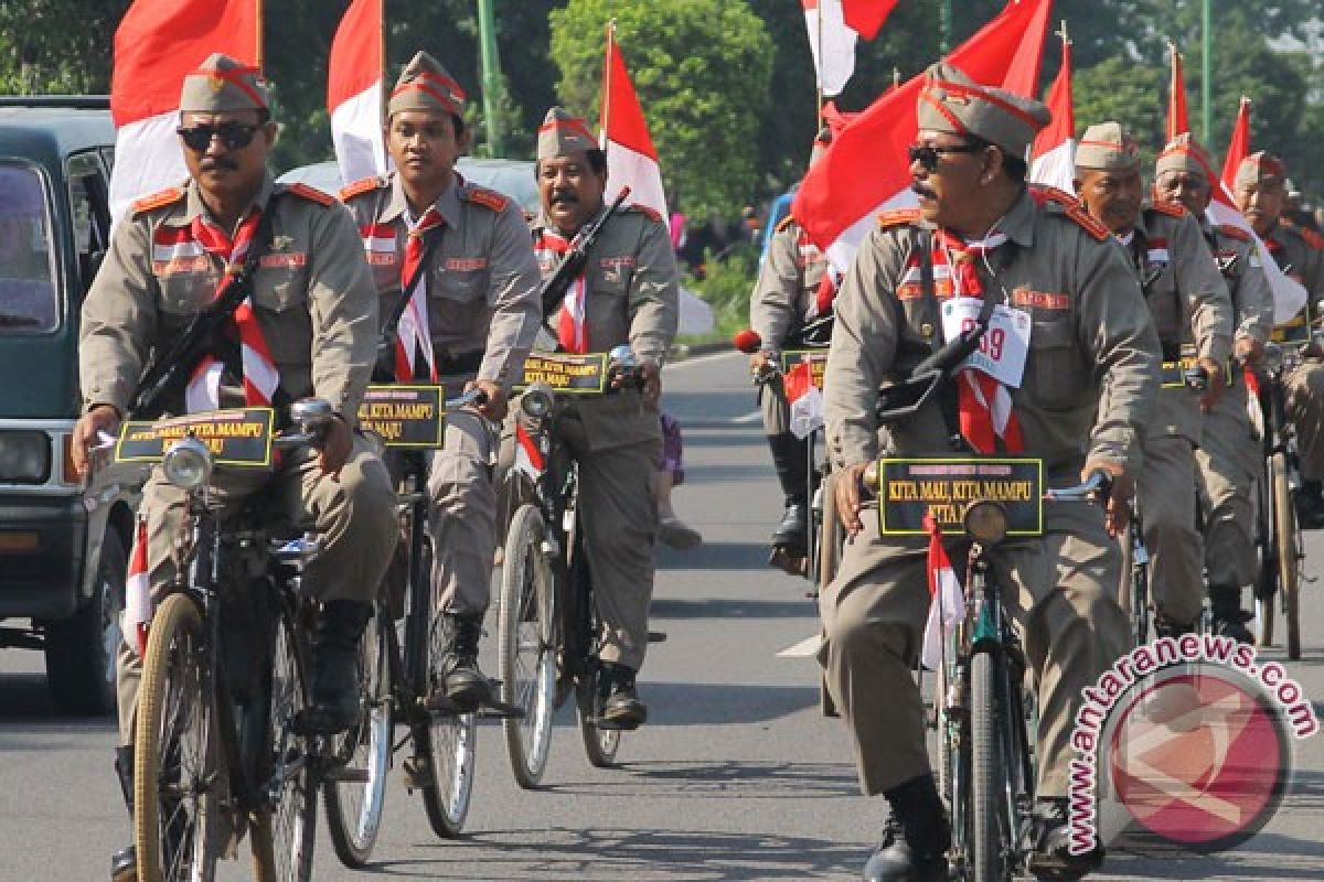 Banjarmasin gelar "Silaturahmi Sepeda Tua" se-Kalimantan dan Jawa