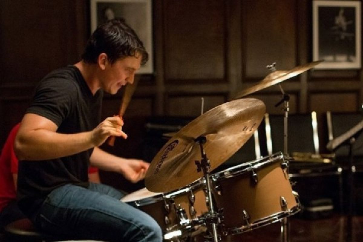 "Whiplash" alunan depresif pemain drum ambisius