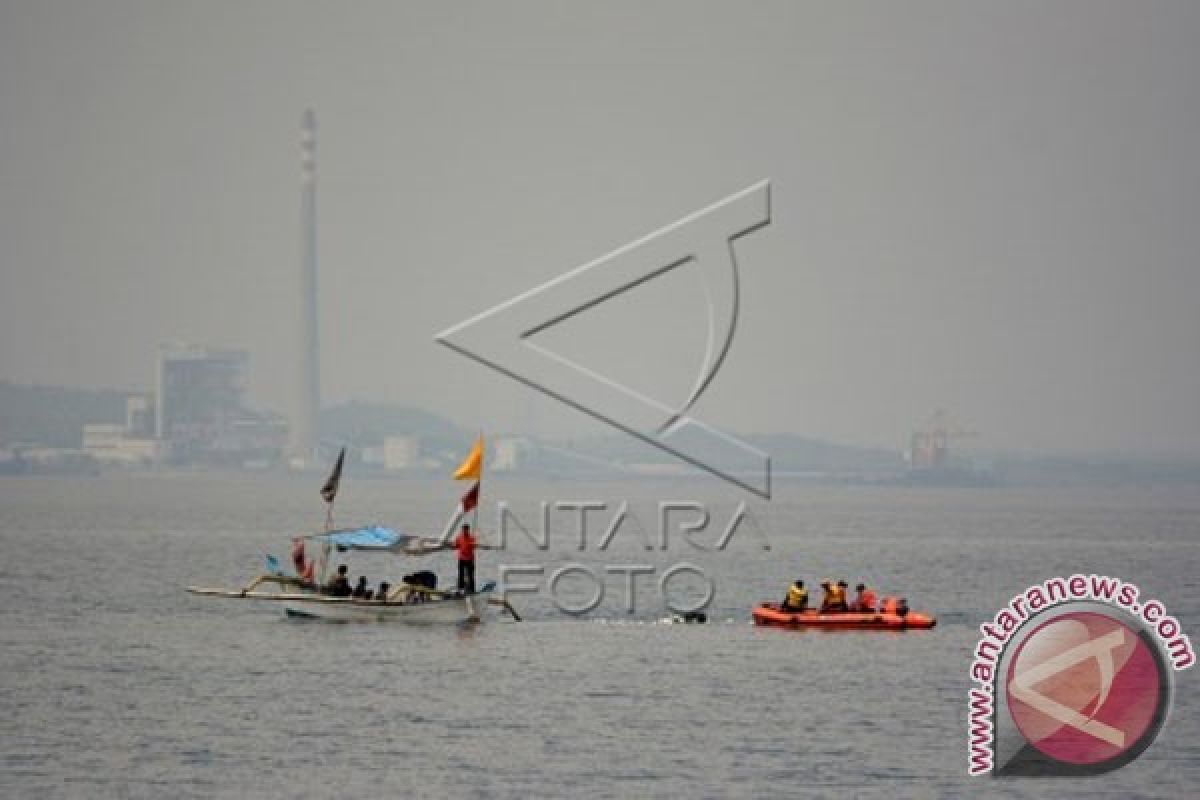 KM Sinar Bangun berpenumpang 80 orang tenggelam 1 mil dari Pelabuhan Tigaras