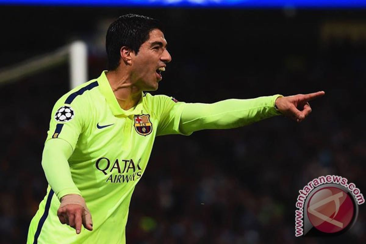 Penyerang Barca Suarez mengalami cedera otot paha belakang