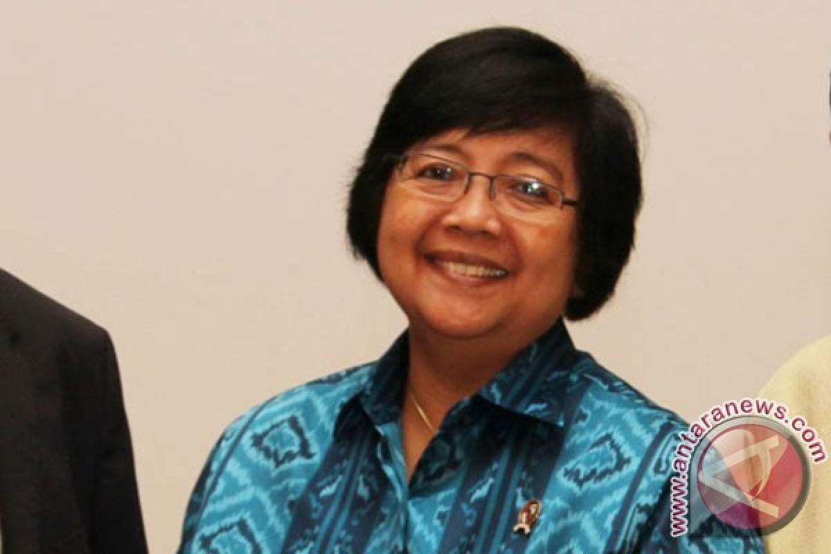 Menteri LHK buat lubang biopori di Bogor