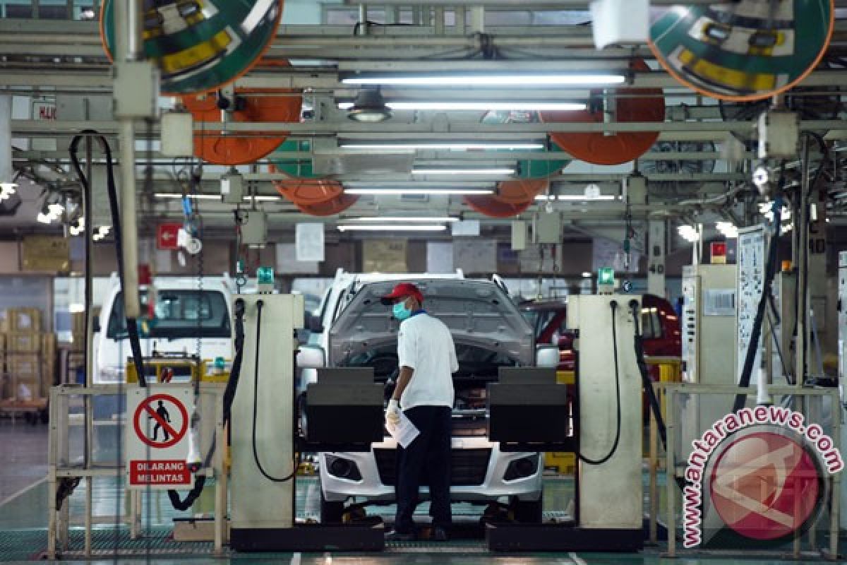 Gaikindo: Kapasitas produksi mobil tinggi, penjualan turun