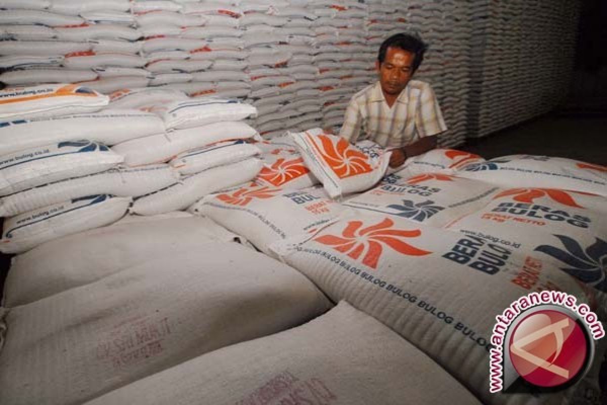 Bulog Bangka Tambah Stok Beras Jelang Puasa