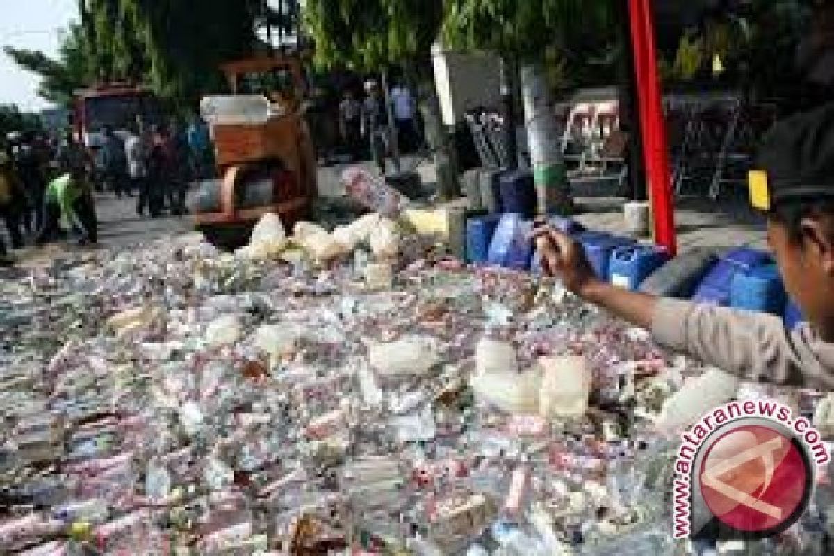 Polda Jambi sisir toko minuman keras oplosan 