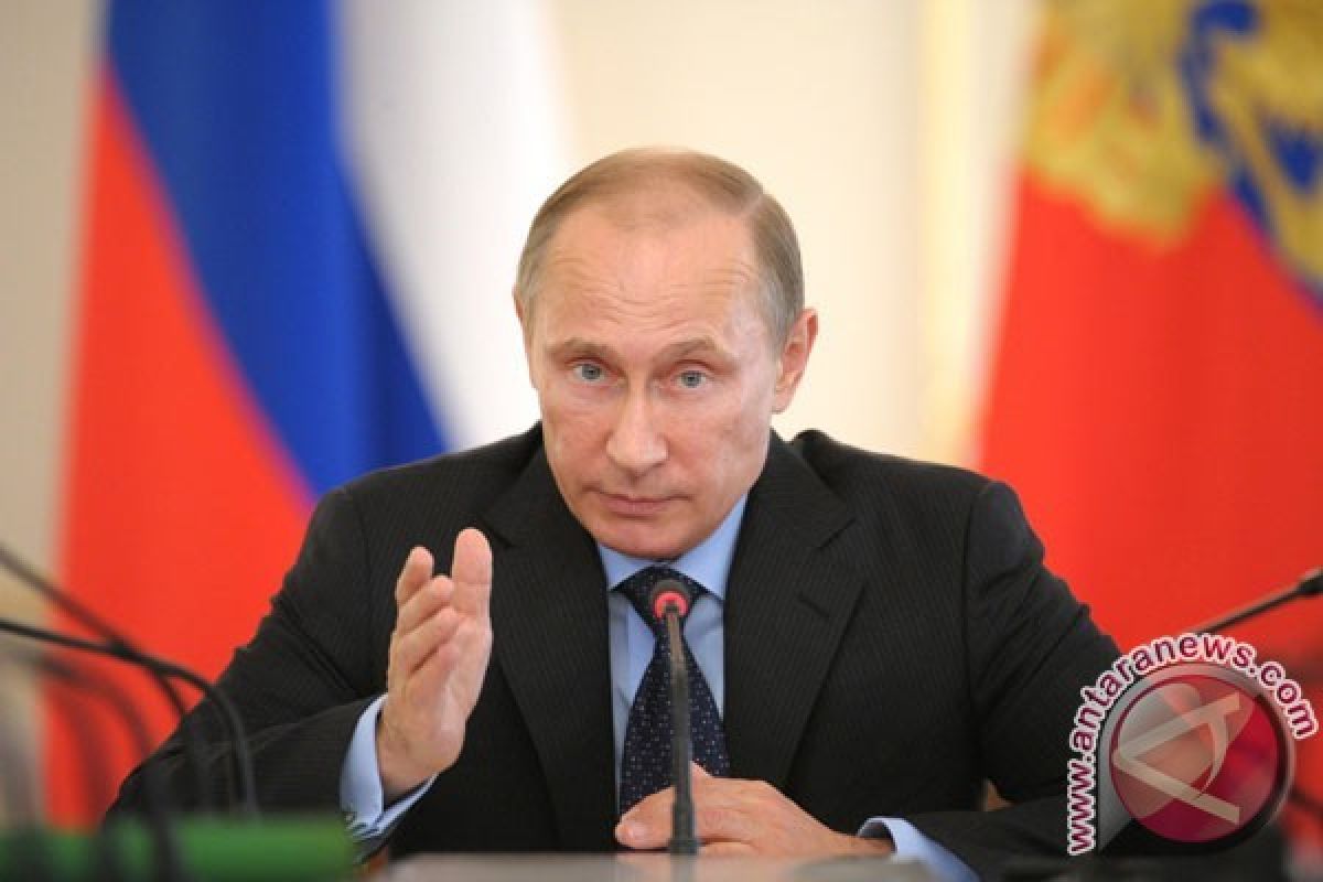 Vladimir Putin: Suriah Perlu Konstitusi Baru