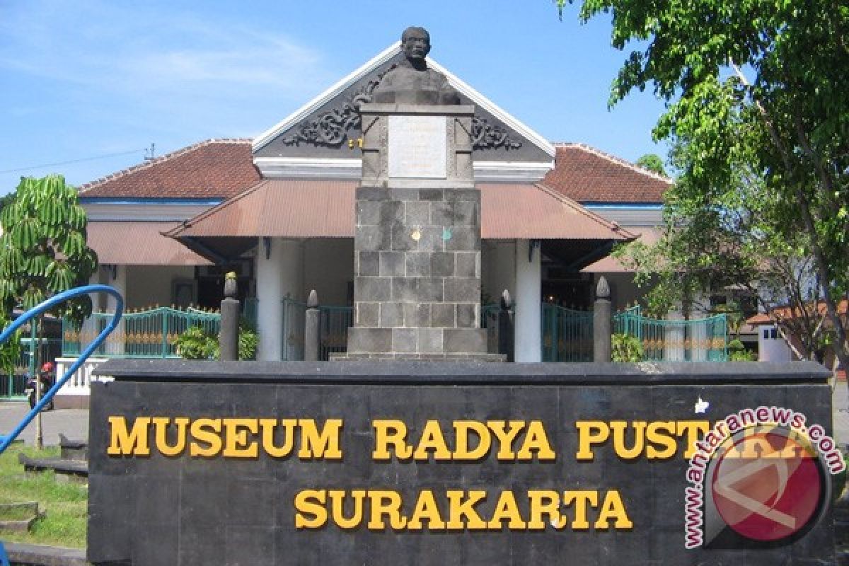 Museum Surakarta Pindahkan Naskah Kuno Ke Digital