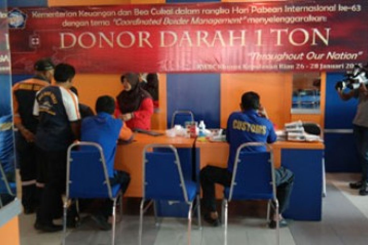 Donor Darah 1 Ton