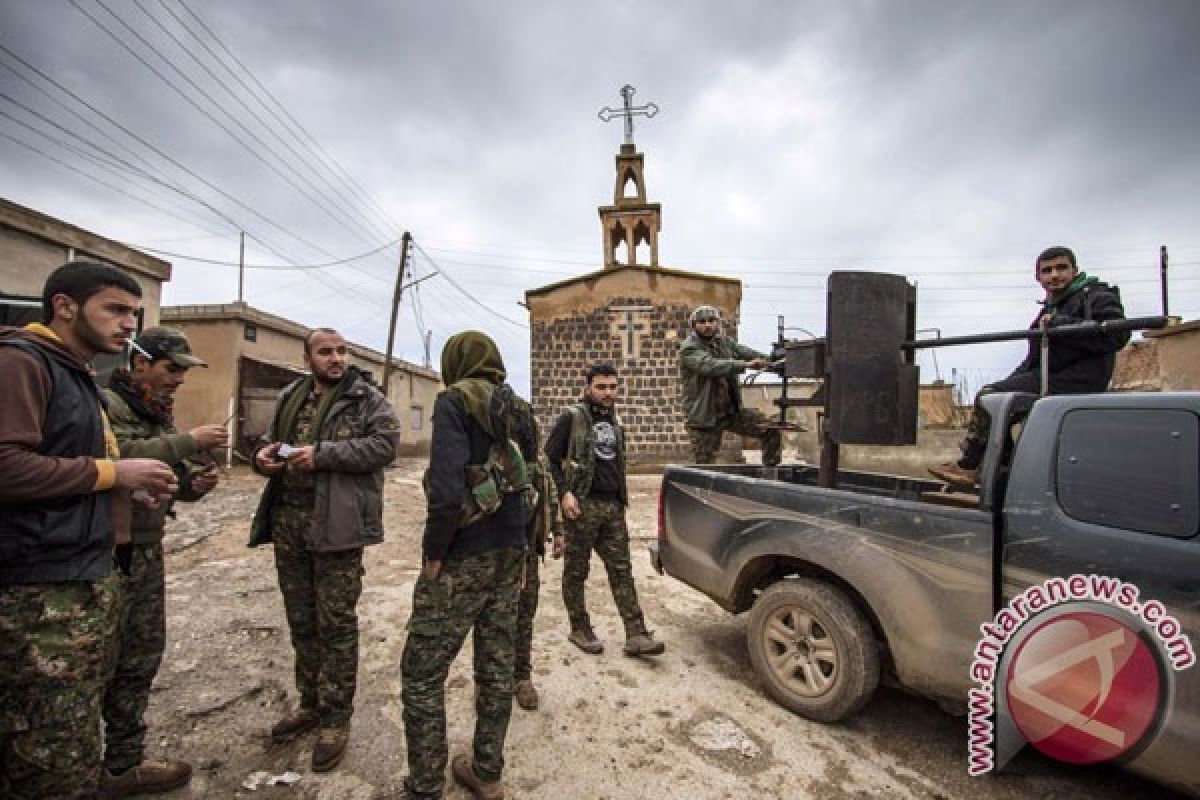 ISIS Dikeroyok Kurdi dan Suriah di Perbatasan Turki-Irak