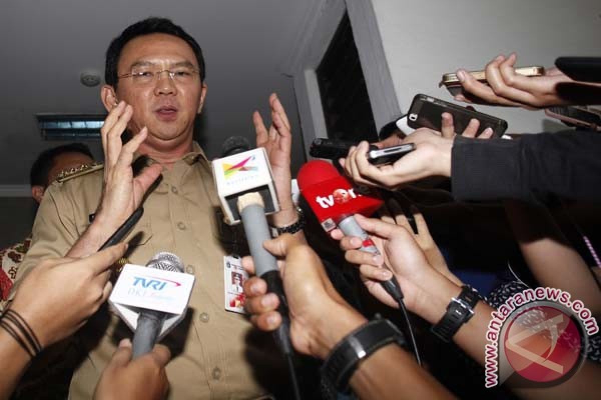 Ahok: pelayanan masyarakat tak terganggu pakai Pergub