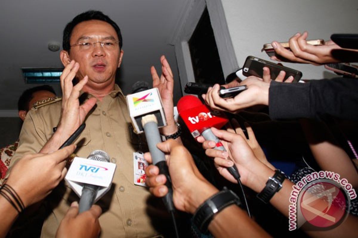 Ahok sebar angket kepada camat dan lurah terkait APBD DKI