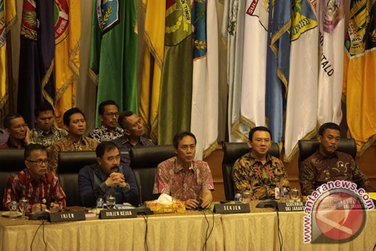 Keputusan APBD DKI 2015 ada di Kemendagri