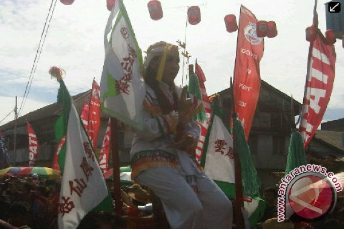 Gubernur Kalbar Buka Festival Cap Go Meh Singkawang