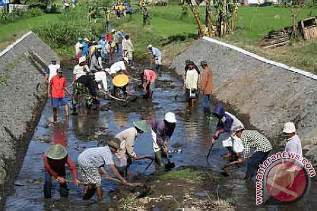 Wabup Ajak Masyarakat Tingkatkan Budaya Gotong Royong